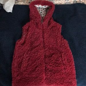 Mini Boden girls fleece hooded red vest 7-8y